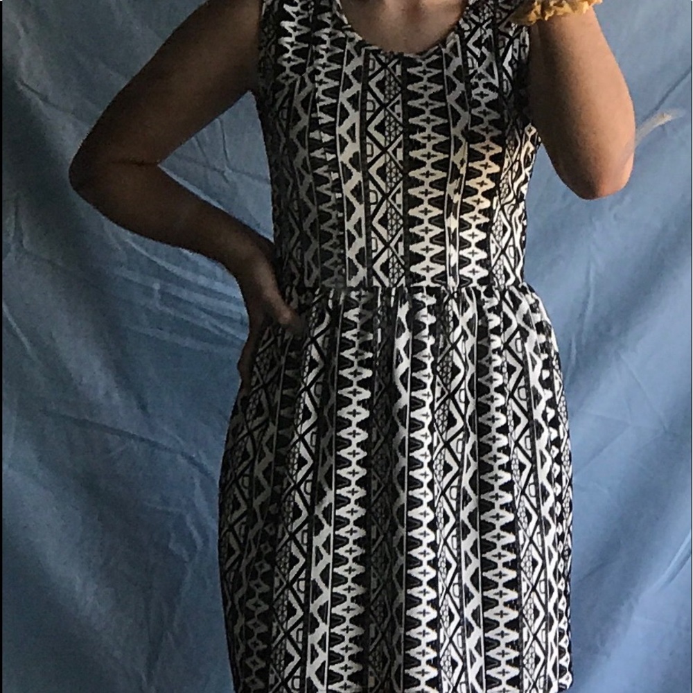 Black and white girls dress